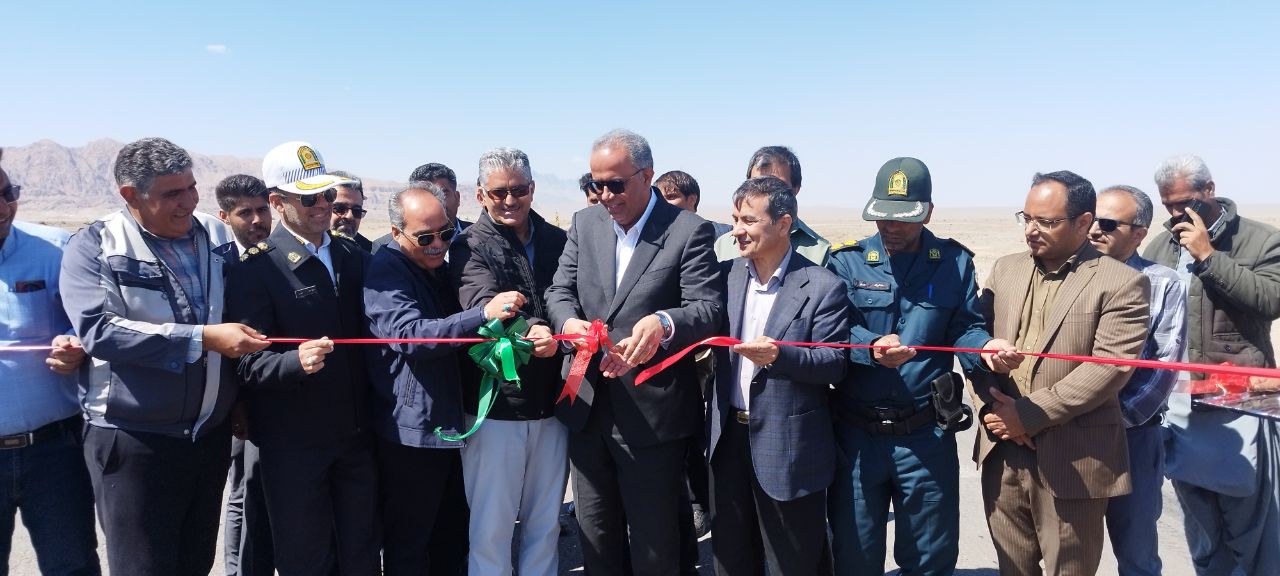 ۲۵ کیلومتر بزرگراه در محور زاهدان- بیرجند به بهره برداری رسید ۲۵ کیلومتر بزرگراه در محور زاهدان- بیرجند به بهره برداری رسید