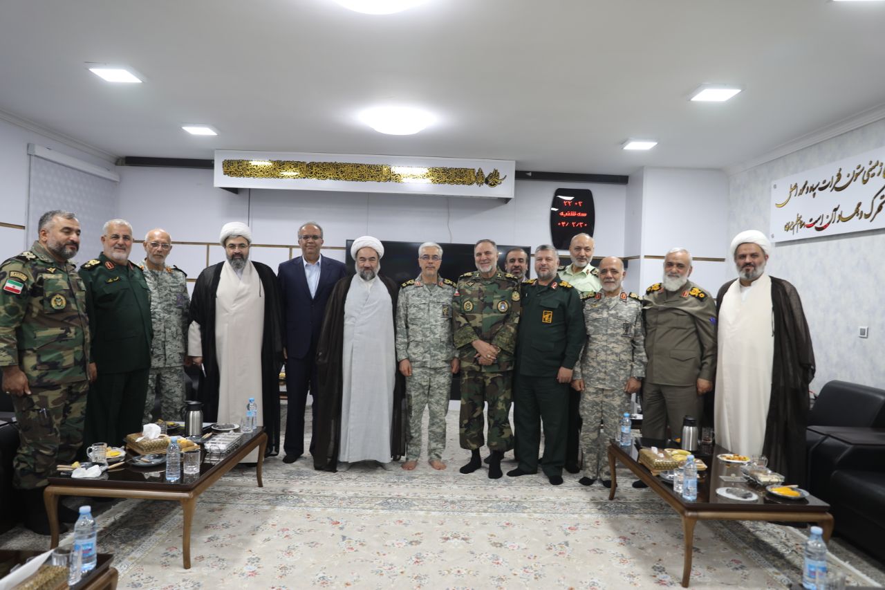 برگزاری شورای راهبردی سیستان و بلوچستان با حضور سرلشکر باقری و مسئولان ارشد نظامی کشوری و استانی برگزاری شورای راهبردی سیستان و بلوچستان با حضور سرلشکر باقری و مسئولان ارشد نظامی کشوری و استانی