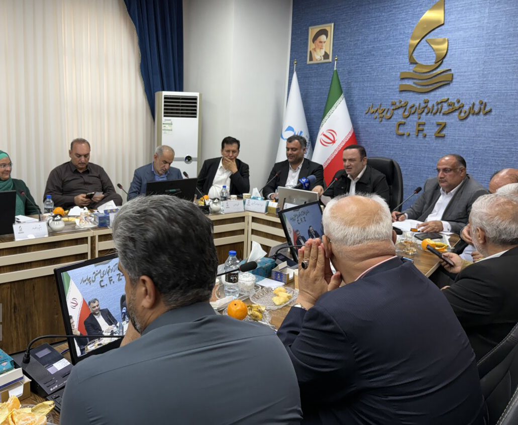 مسرور: حذف عوارض صادراتی از مناطق آزاد یک ضرورت اجتناب ناپذیر است