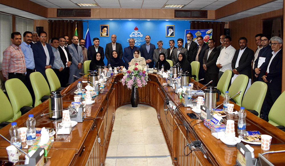 برگزاری آیین تکریم و معارفه مدیر سابق و جدید شرکت ملی پخش فرآوردههای نفتی منطقه زاهدان برگزاری آیین تکریم و معارفه مدیر سابق و جدید شرکت ملی پخش فرآوردههای نفتی منطقه زاهدان