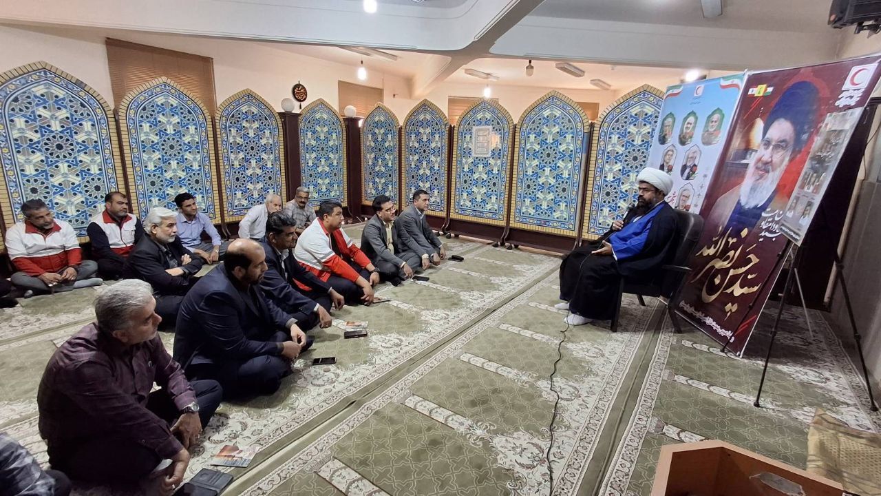 بزرگداشت شهدای جنگ ۱۲ روزه و شهید سید حسن نصرالله به مناسبت هفته دفاع مقدس بزرگداشت شهدای جنگ ۱۲ روزه و شهید سید حسن نصرالله به مناسبت هفته دفاع مقدس