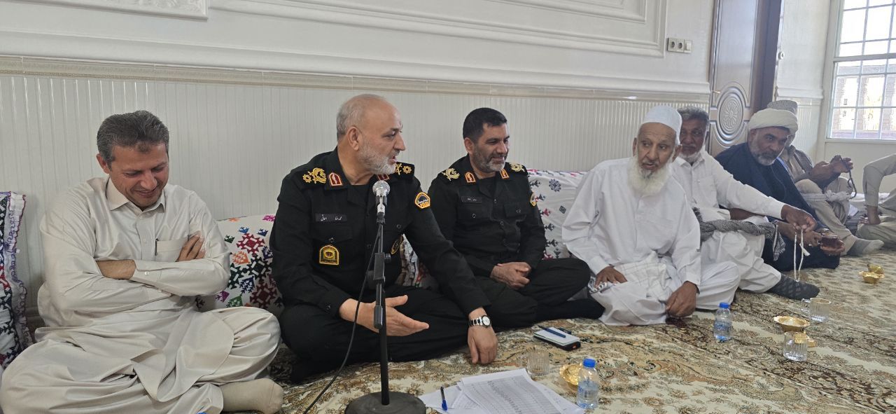 سردار اسحاقی: هدف پلیس ارائه خدمات بیشتر و بهتر به مردم است سردار اسحاقی: هدف پلیس ارائه خدمات بیشتر و بهتر به مردم است